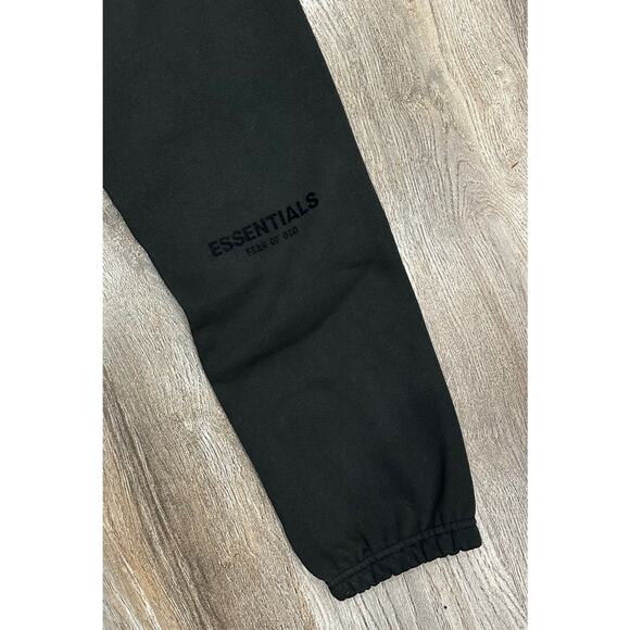Essentials Fear of God Men's SS22 Jogger Sweatpants Black Stretch Limo Authentic - Picture 3 of 13